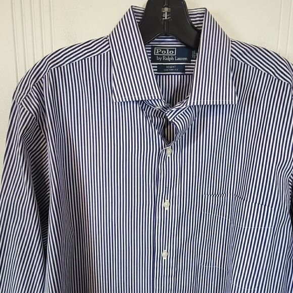 Ralph Lauren Men's Striped Button Down Shirt - Picture 6 of 6